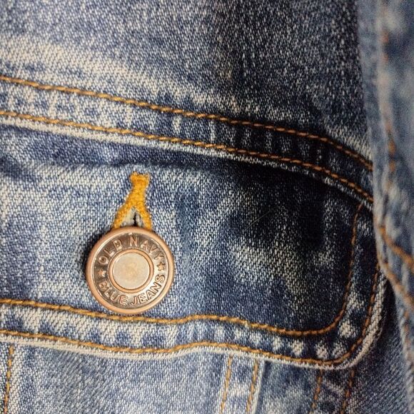 Old Navy denim jacket - Picture 2 of 6